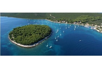 Croaţia Privát Molat, Exteriorul